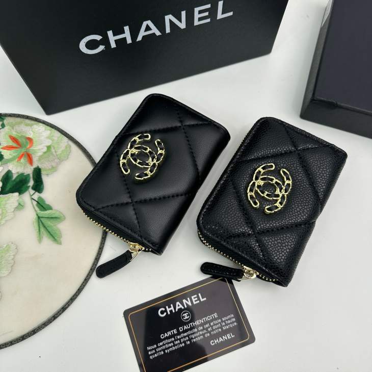 Picture of Chanel Wallets _SKUfw239856978fw